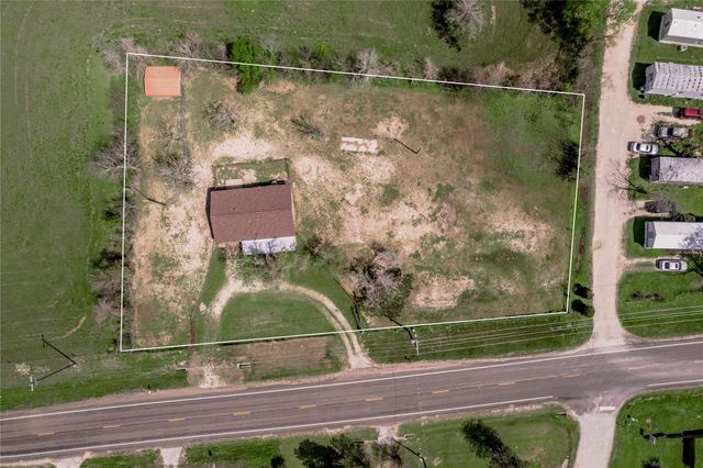 918 Fm 247 Road, Huntsville, TX 77320