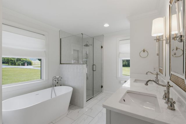 656 Spring Creek Ln, Lebanon, TN 37090
