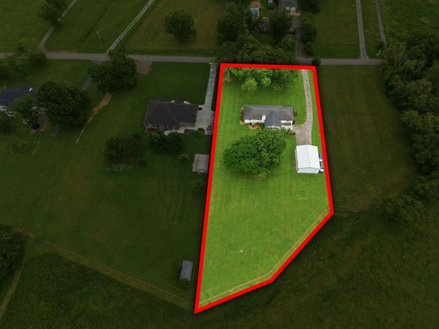 656 Spring Creek Ln, Lebanon, TN 37090