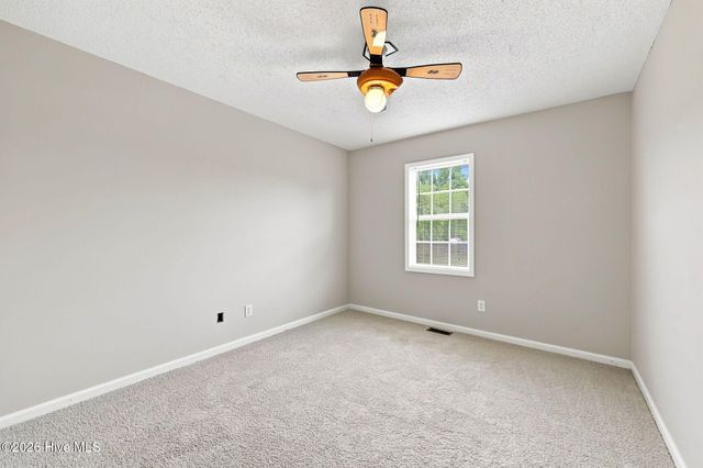 3943 Sterling Pointe Drive Rrr4, Winterville, NC 28590