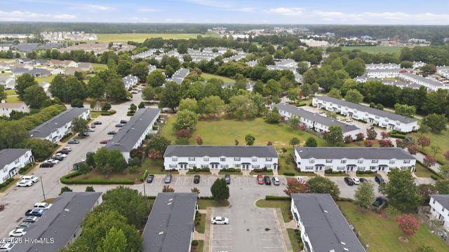 3943 Sterling Pointe Drive Rrr4, Winterville, NC 28590