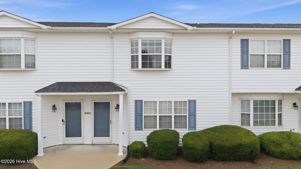 3943 Sterling Pointe Drive Rrr4, Winterville, NC 28590