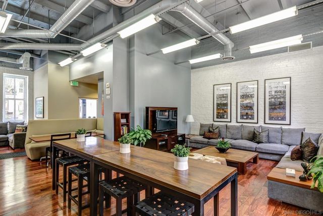 1431 Pacific Hwy 104, San Diego, CA 92101