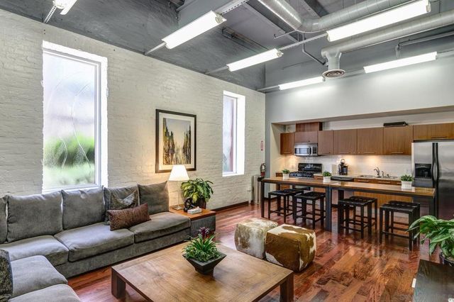 1431 Pacific Hwy 104, San Diego, CA 92101