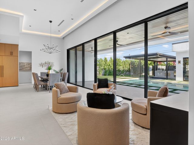 8245 E COOLIDGE Street, Scottsdale, AZ 85251