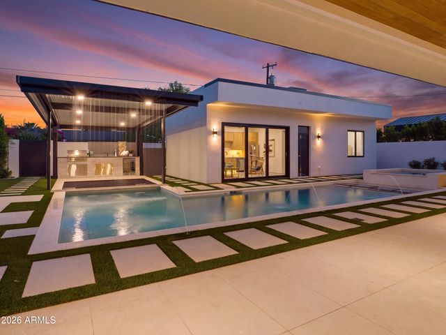 8245 E COOLIDGE Street, Scottsdale, AZ 85251