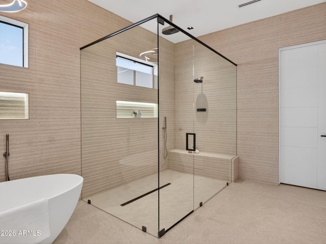 8245 E COOLIDGE Street, Scottsdale, AZ 85251