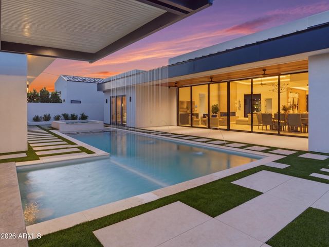 8245 E COOLIDGE Street, Scottsdale, AZ 85251