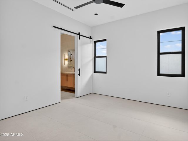 8245 E COOLIDGE Street, Scottsdale, AZ 85251