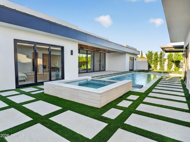 8245 E COOLIDGE Street, Scottsdale, AZ 85251