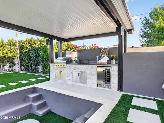 8245 E COOLIDGE Street, Scottsdale, AZ 85251