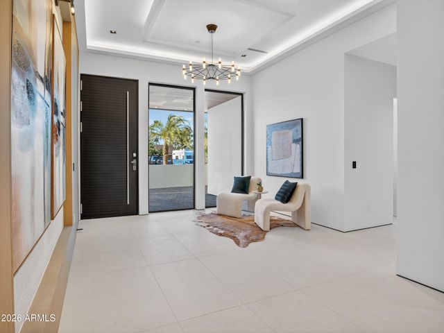 8245 E COOLIDGE Street, Scottsdale, AZ 85251