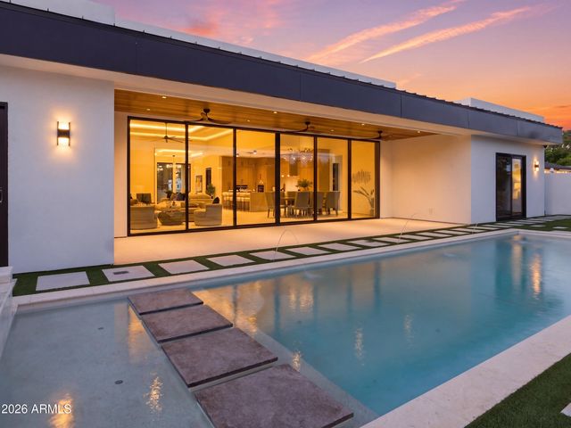 8245 E COOLIDGE Street, Scottsdale, AZ 85251