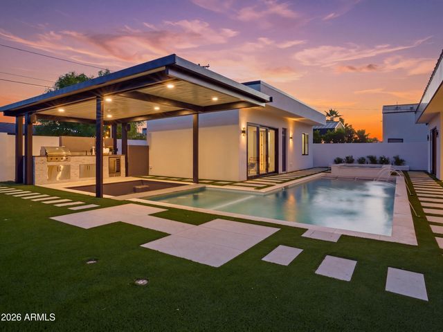 8245 E COOLIDGE Street, Scottsdale, AZ 85251