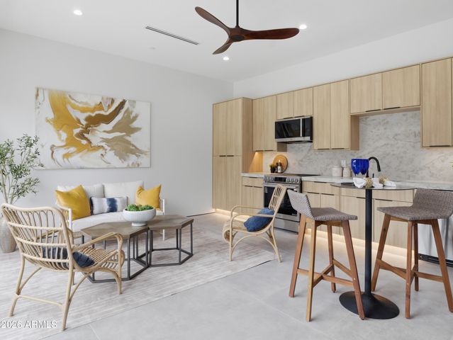 8245 E COOLIDGE Street, Scottsdale, AZ 85251