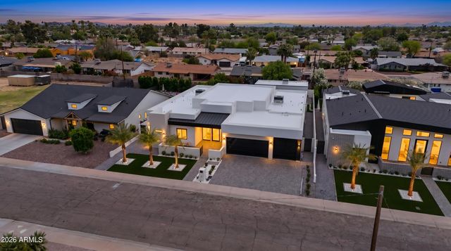 8245 E COOLIDGE Street, Scottsdale, AZ 85251