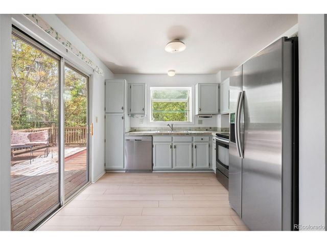 1268 Eureka Ct, Highlands Ranch, CO 80126