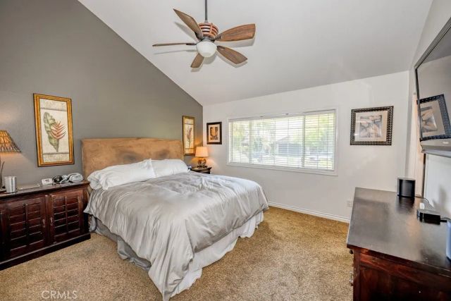 27461 Garza, Saugus, CA 91350