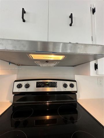 3571 Inverrary Dr 202, Lauderhill, FL 33319
