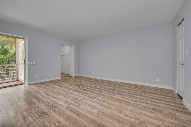 3571 Inverrary Dr 202, Lauderhill, FL 33319