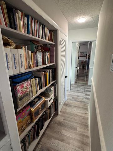 960 CRYSTAL LAKE 206, Deerfield Beach, FL 33064