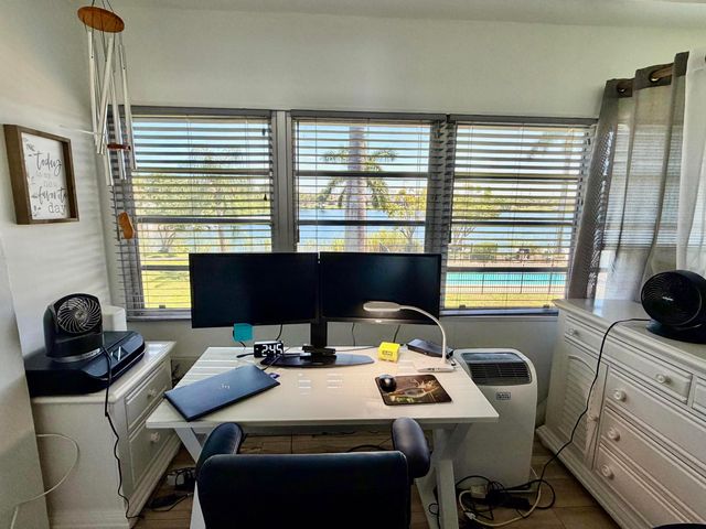 960 CRYSTAL LAKE 206, Deerfield Beach, FL 33064