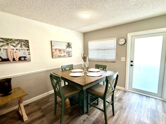 960 CRYSTAL LAKE 206, Deerfield Beach, FL 33064