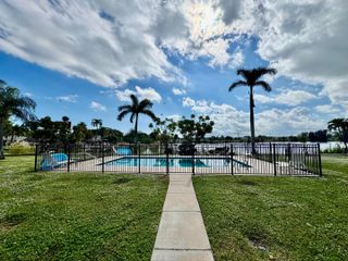 960 CRYSTAL LAKE 206, Deerfield Beach, FL 33064