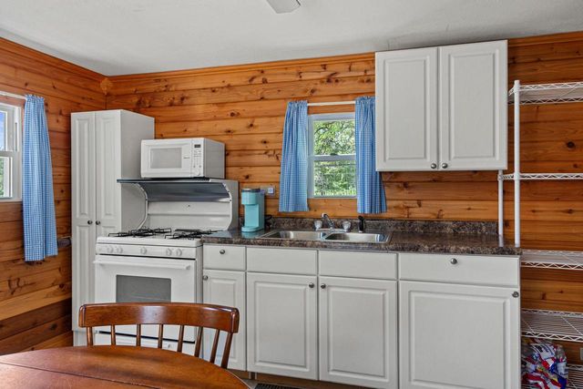 1042 14th Avenue, Arkdale, WI 54613