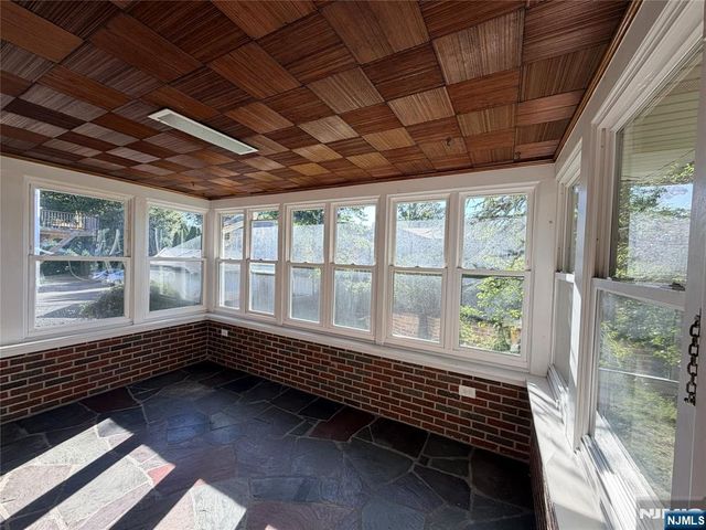 1069 Palisade Avenue, Fort Lee, NJ 07024
