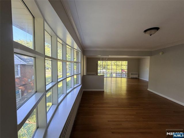 1069 Palisade Avenue, Fort Lee, NJ 07024