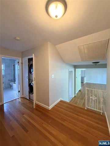 1069 Palisade Avenue, Fort Lee, NJ 07024