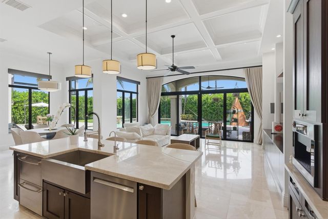 16907 Crown Bridge Drive, Delray Beach, FL 33446