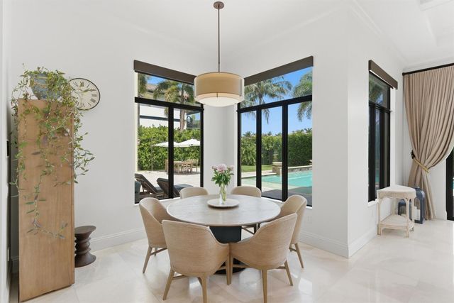 16907 Crown Bridge Drive, Delray Beach, FL 33446