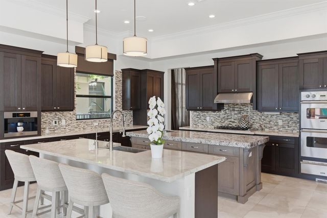 16907 Crown Bridge Drive, Delray Beach, FL 33446