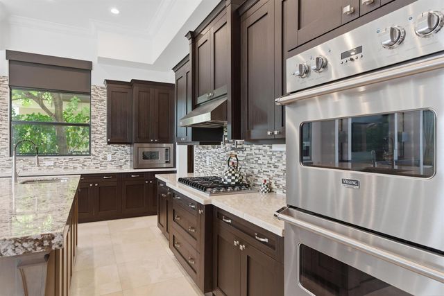 16907 Crown Bridge Drive, Delray Beach, FL 33446