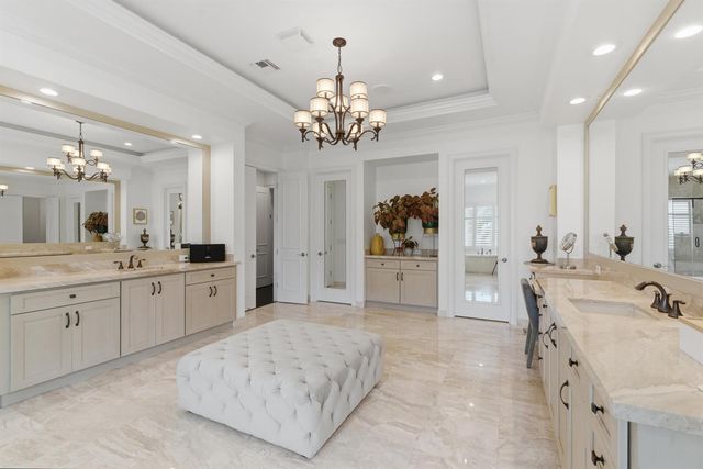 16907 Crown Bridge Drive, Delray Beach, FL 33446