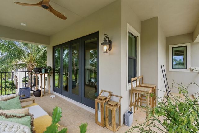16907 Crown Bridge Drive, Delray Beach, FL 33446