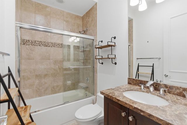 16907 Crown Bridge Drive, Delray Beach, FL 33446