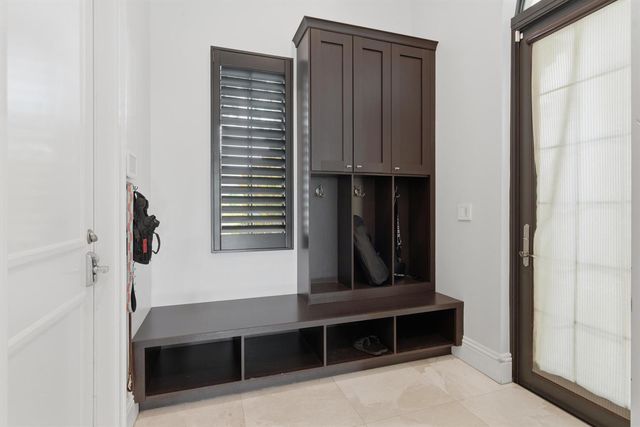 16907 Crown Bridge Drive, Delray Beach, FL 33446
