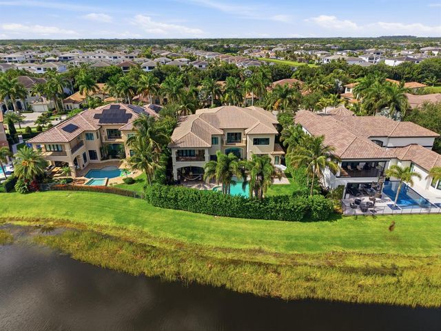 16907 Crown Bridge Drive, Delray Beach, FL 33446
