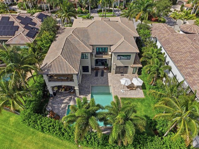 16907 Crown Bridge Drive, Delray Beach, FL 33446