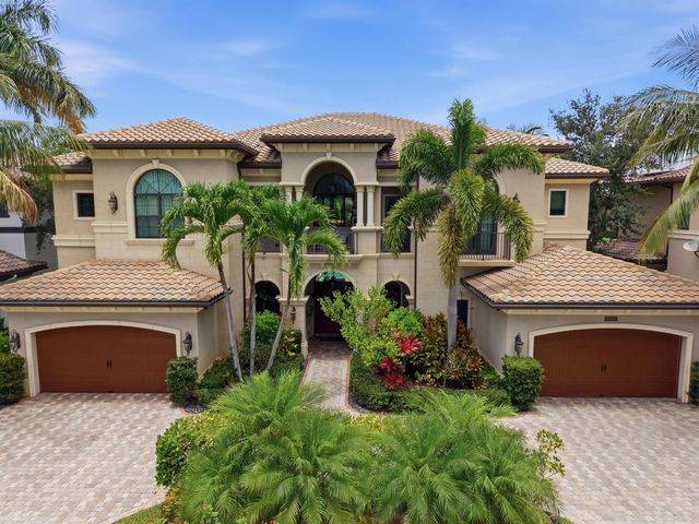 16907 Crown Bridge Drive, Delray Beach, FL 33446