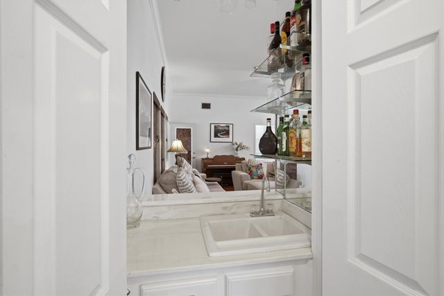 3802 Buena Vista Circle, Granbury, TX 76049