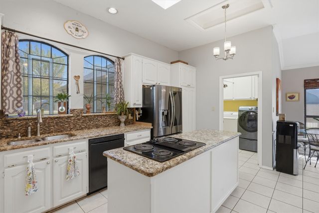 3802 Buena Vista Circle, Granbury, TX 76049