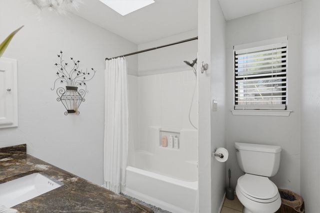 3802 Buena Vista Circle, Granbury, TX 76049