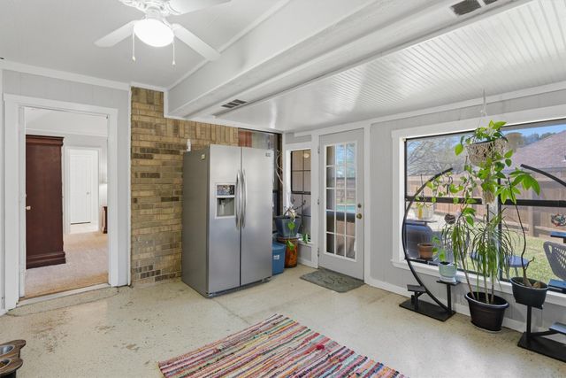 3802 Buena Vista Circle, Granbury, TX 76049