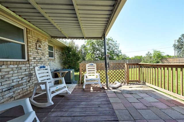 905 Highlander Drive, Moore, OK 73160