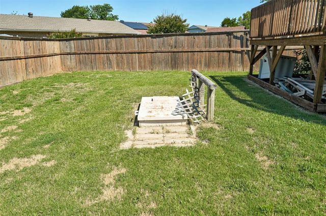 905 Highlander Drive, Moore, OK 73160