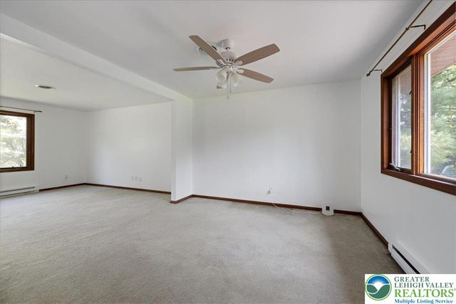 1250 Minesite Road, Lower Macungie Twp, PA 18103